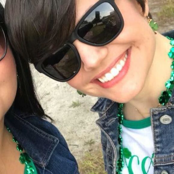 Meet your Posher, Mandy - Picture 1 of 1